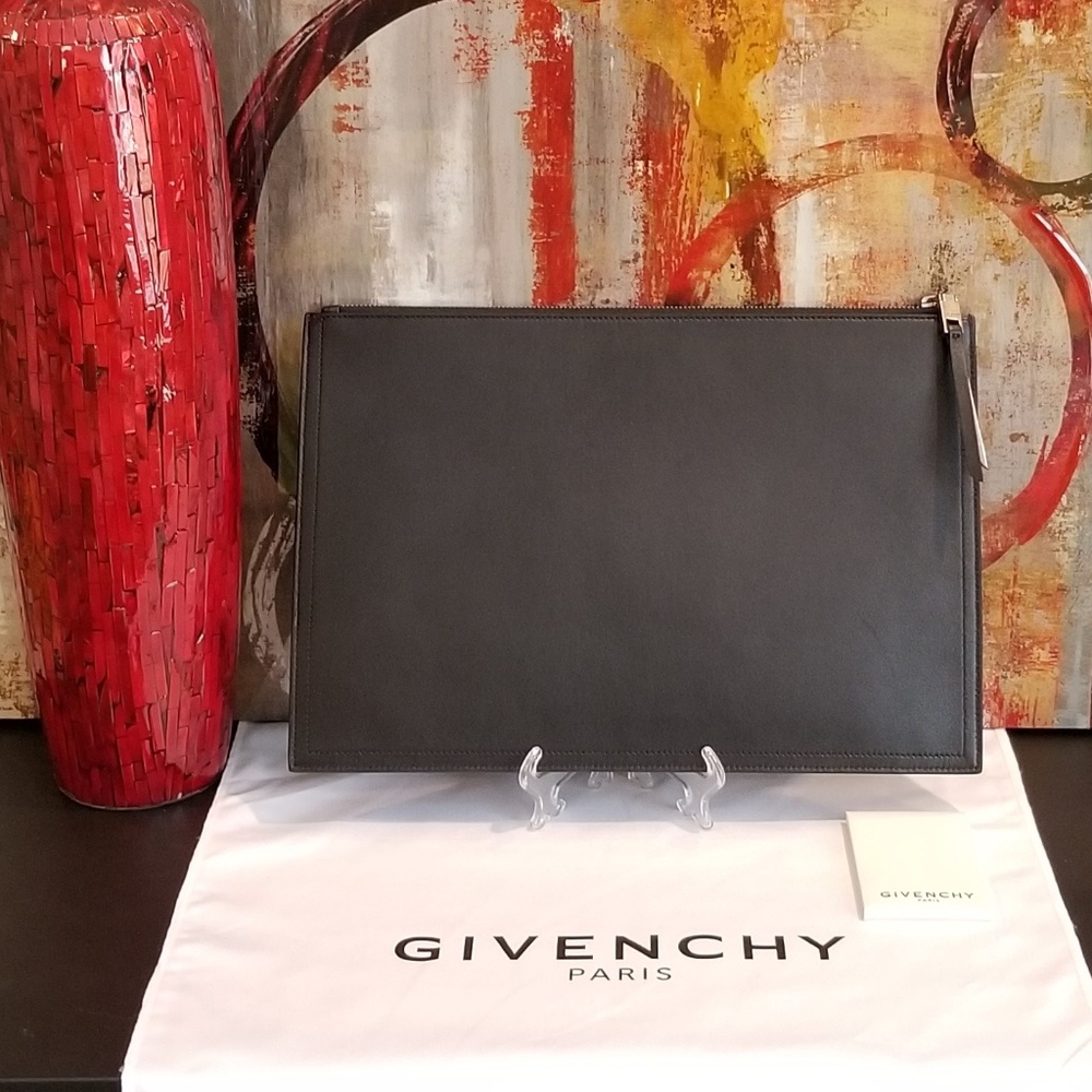 GENUINE GIVENCHY LARGE FLAT CLUTCH/ POUCH - Picture 2 of 8